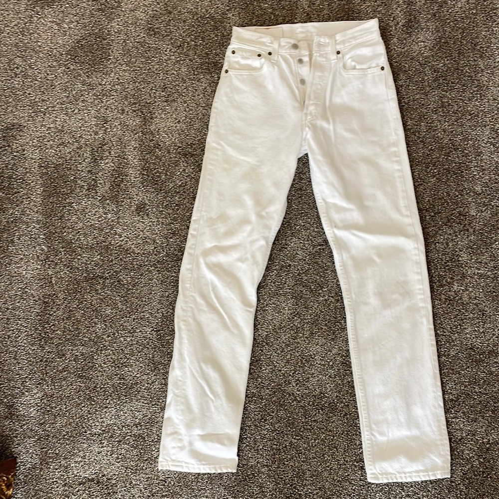 White Levi